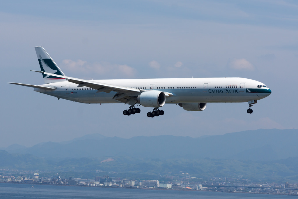 Photo of Cathay Pacific B-KPX, Boeing 777-300
