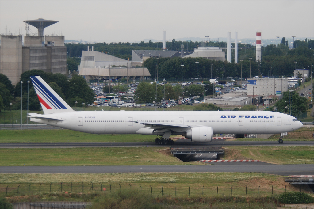 Photo of Air France F-GZNB, Boeing 777-300