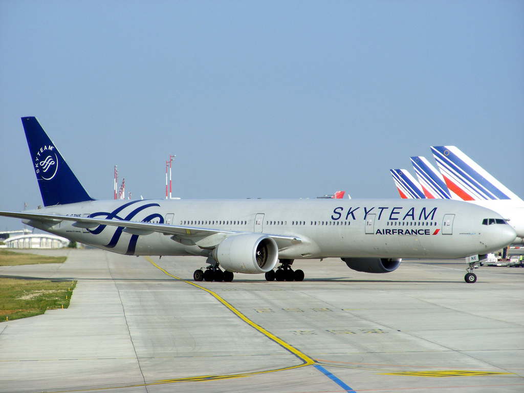 Photo of Air France F-GZNE, Boeing 777-300