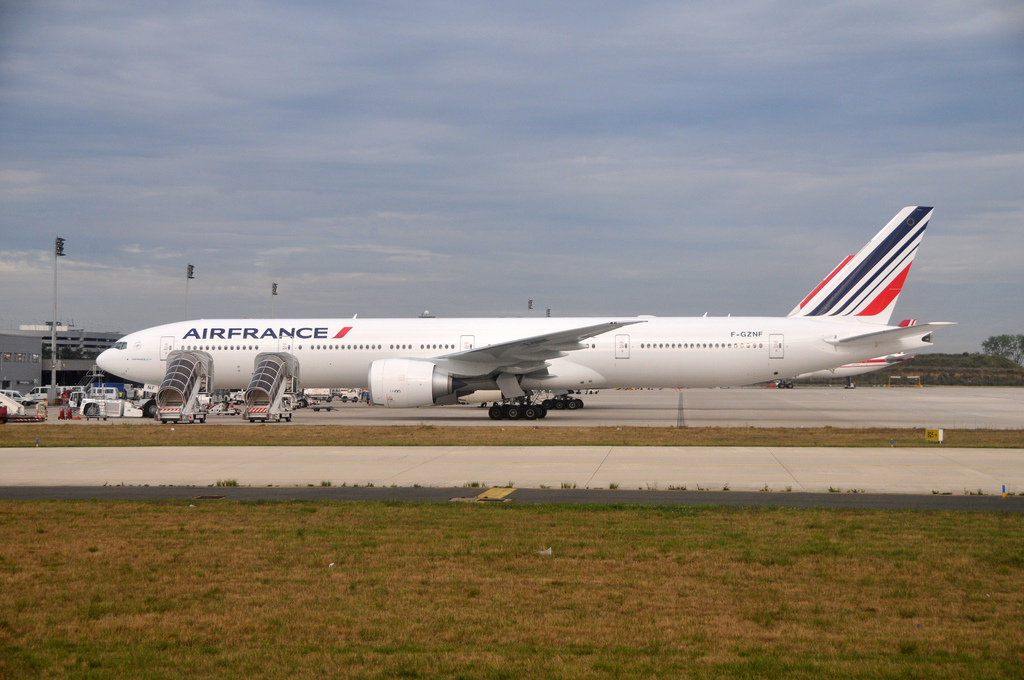 Photo of Air France F-GZNF, Boeing 777-300