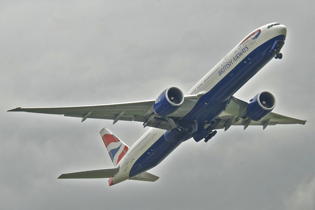 Photo of British Airways G-STBC, Boeing 777-300