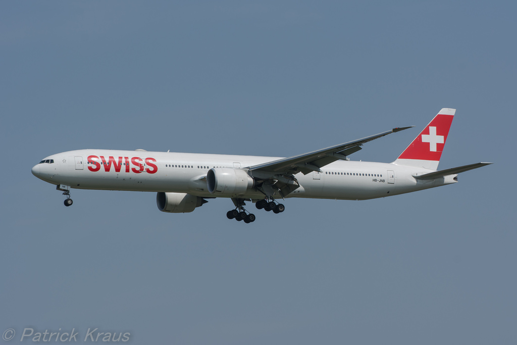 Photo of Swiss International Airlines HB-JNB, Boeing 777-300