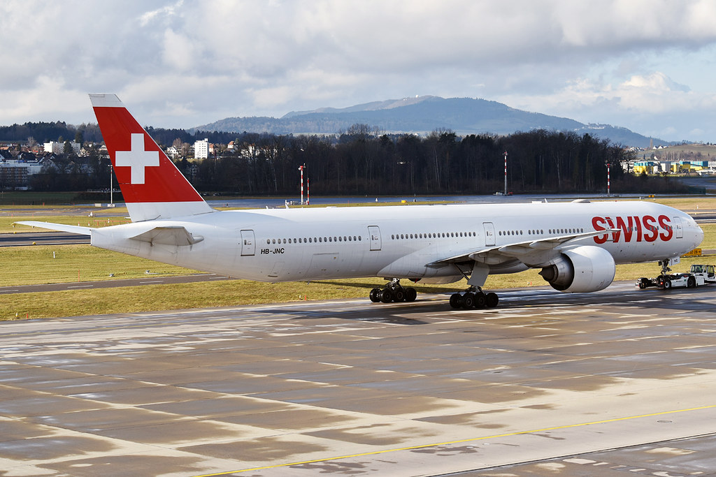 Photo of Swiss International Airlines HB-JNC, Boeing 777-300