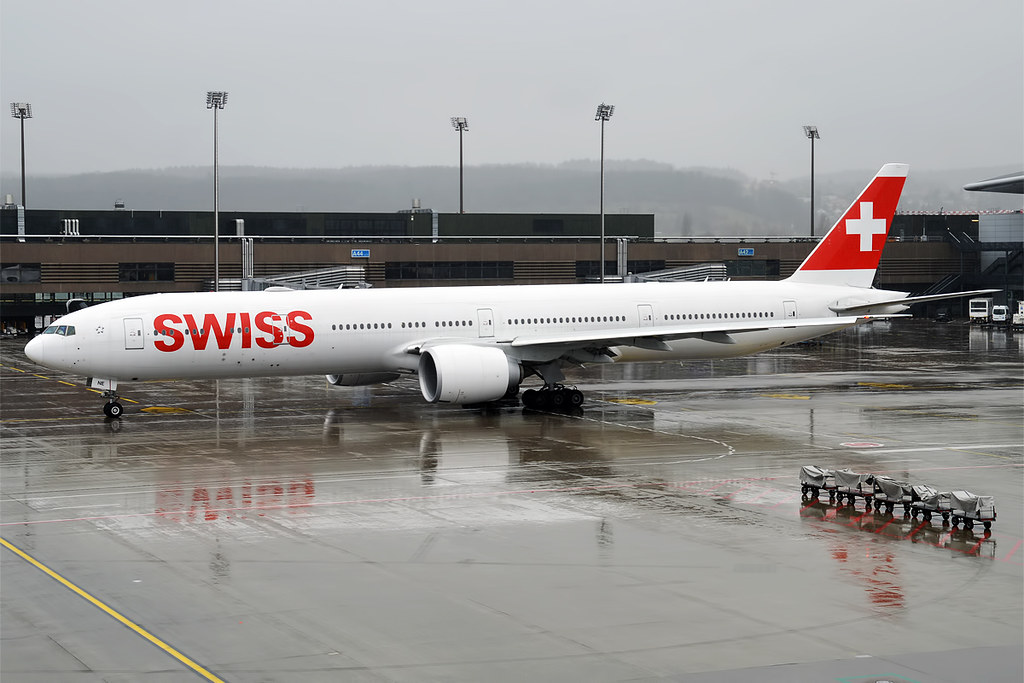 Photo of Swiss HB-JNE, Boeing 777-300