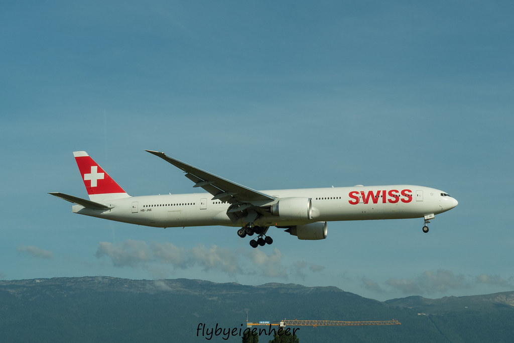 Photo of Swiss HB-JNE, Boeing 777-300