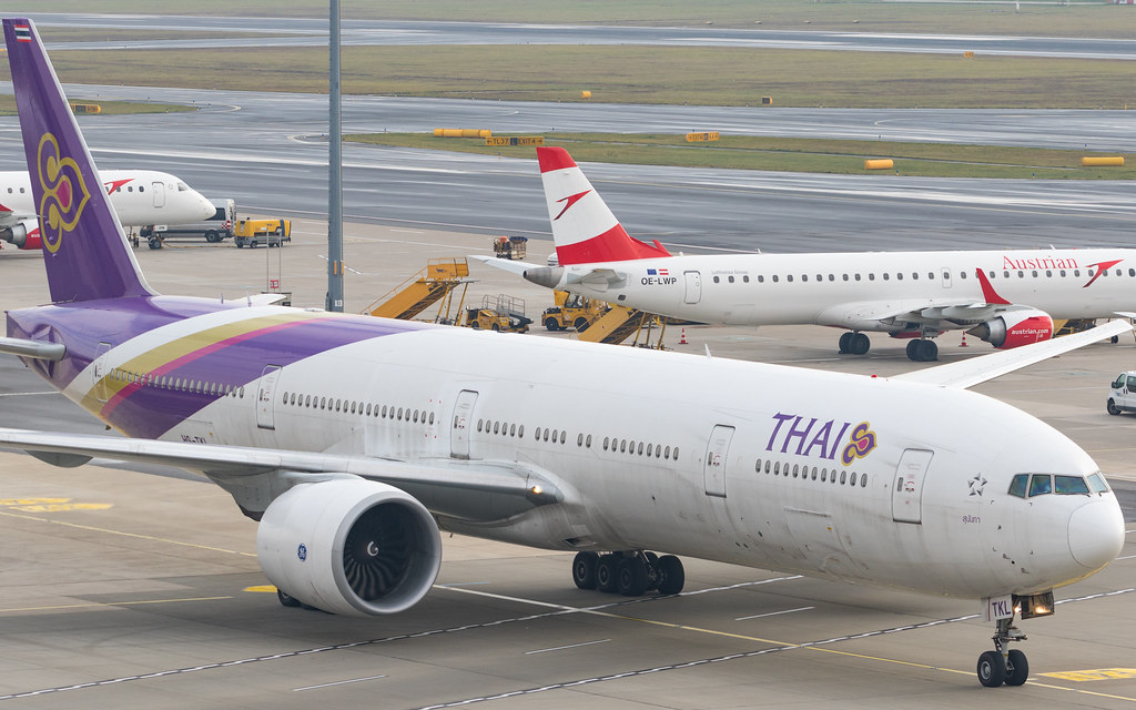 Photo of Thai Airways HS-TKL, Boeing 777-300