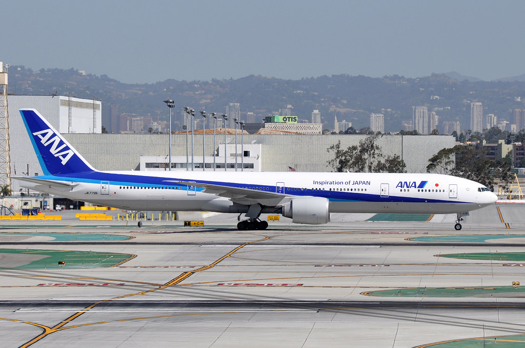 Photo of ANA All Nippon Airways JA779A, Boeing 777-300