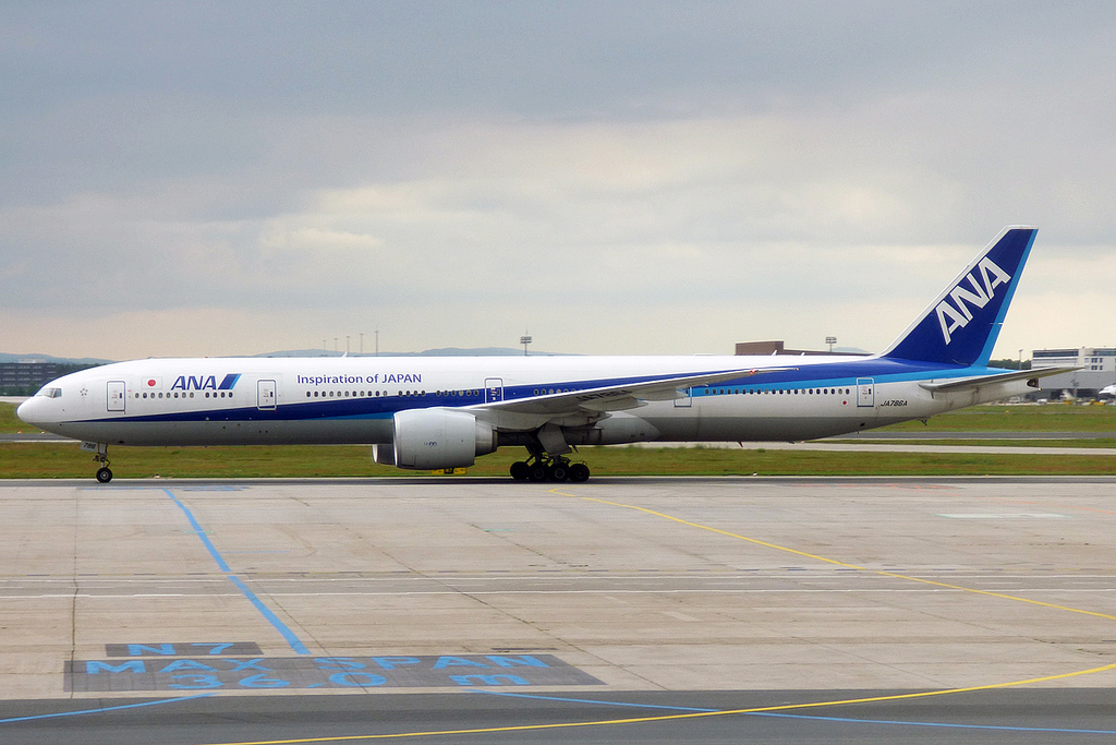 Photo of ANA All Nippon Airways JA786A, Boeing 777-300