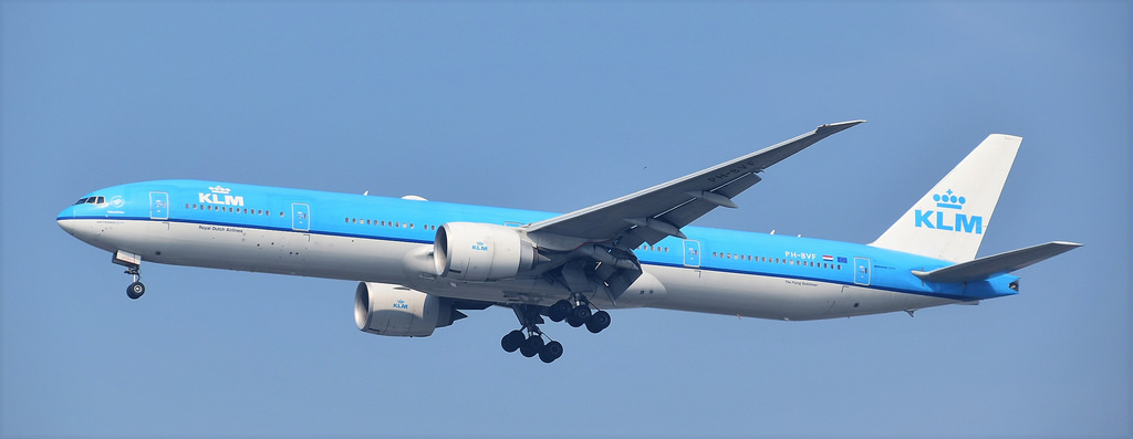Photo of KLM PH-BVF, Boeing 777-300