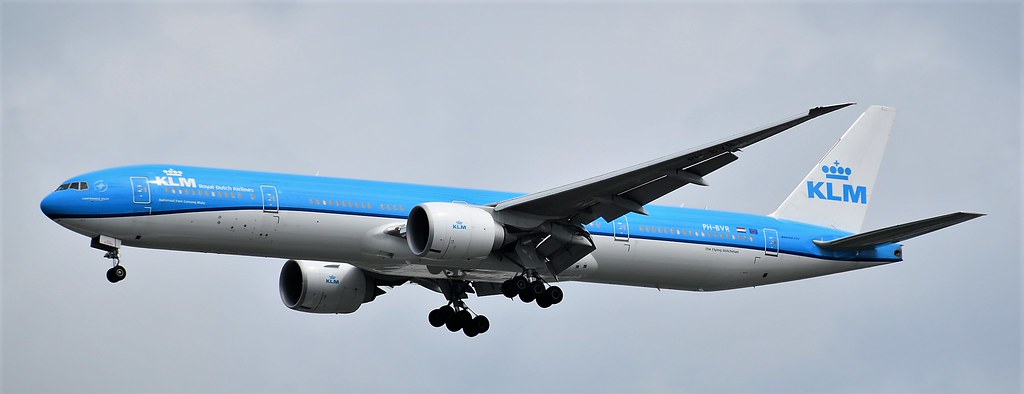 Photo of KLM PH-BVR, Boeing 777-300