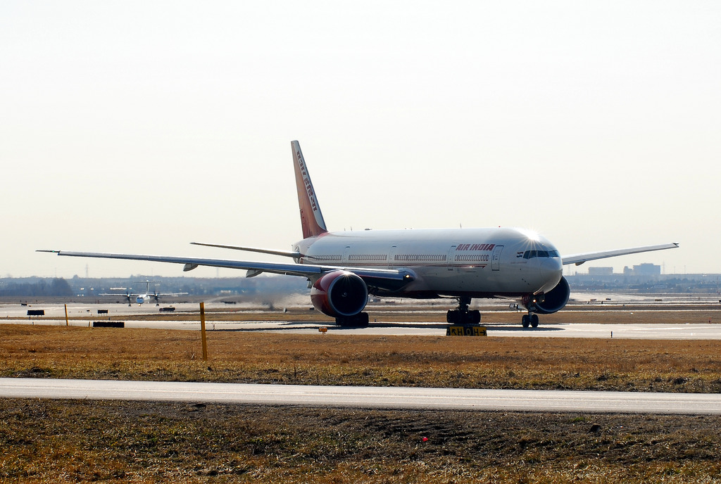 Photo of Air India VT-ALN, Boeing 777-300