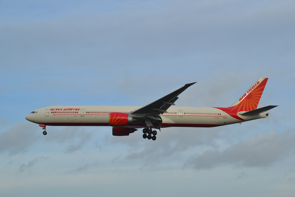Photo of Air India VT-ALR, Boeing 777-300