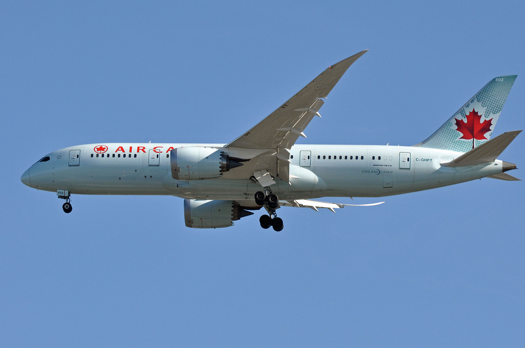 Photo of Air Canada C-GHPT, Boeing 787-8 Dreamliner