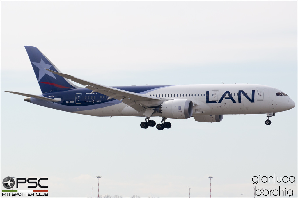 Photo of LATAM Airlines Brasil CC-BBH, Boeing 787-8 Dreamliner