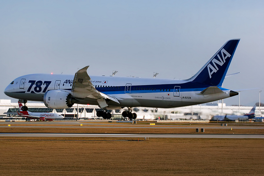 Photo of ANA All Nippon Airways JA820A, Boeing 787-8 Dreamliner