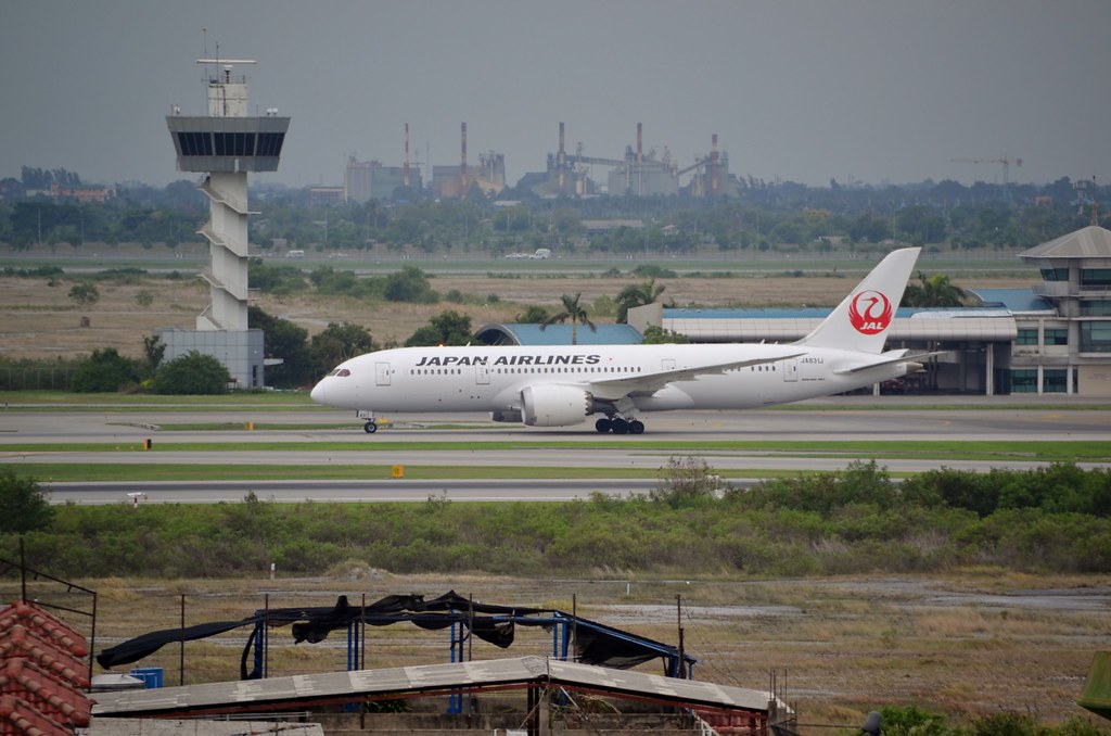 Photo of JAL Japan Airlines JA831J, Boeing 787-8 Dreamliner