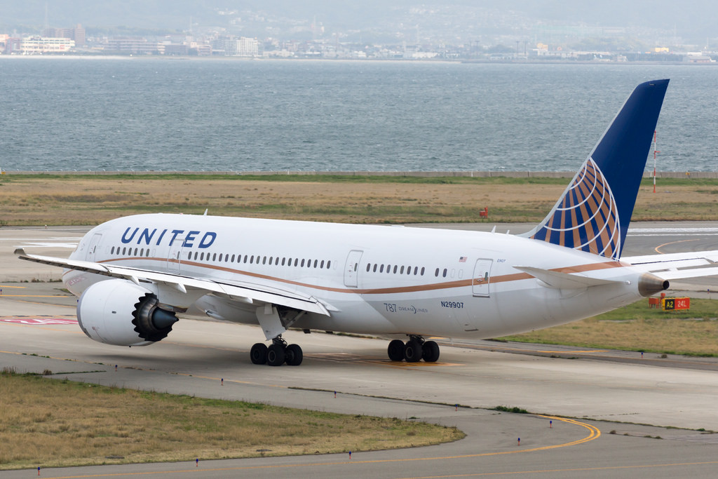 Photo of United N29907, Boeing 787-8 Dreamliner