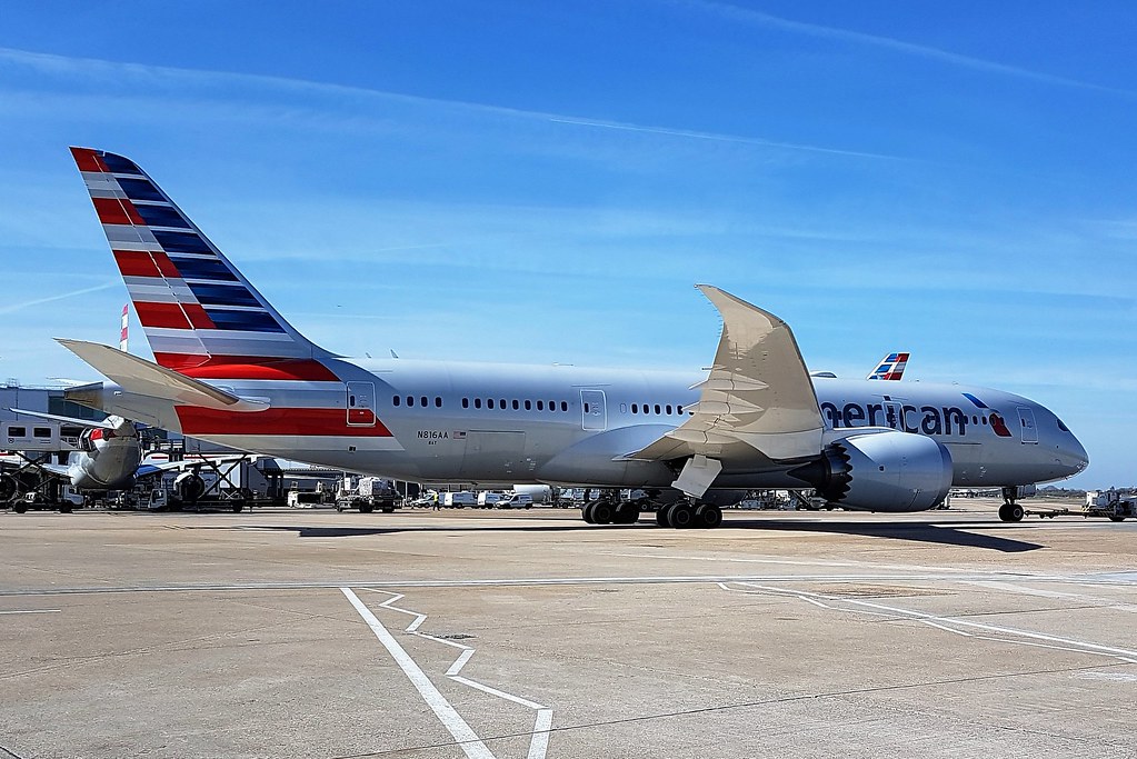 Photo of American Airlines N816AA, Boeing 787-8 Dreamliner