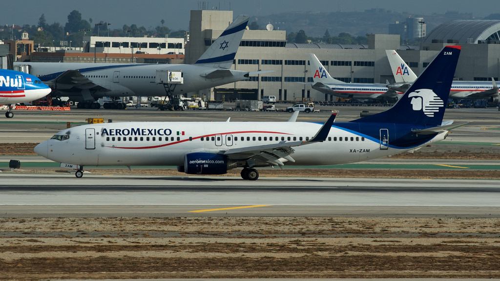 Photo of Aeromexico XA-ZAM, Boeing 737-800