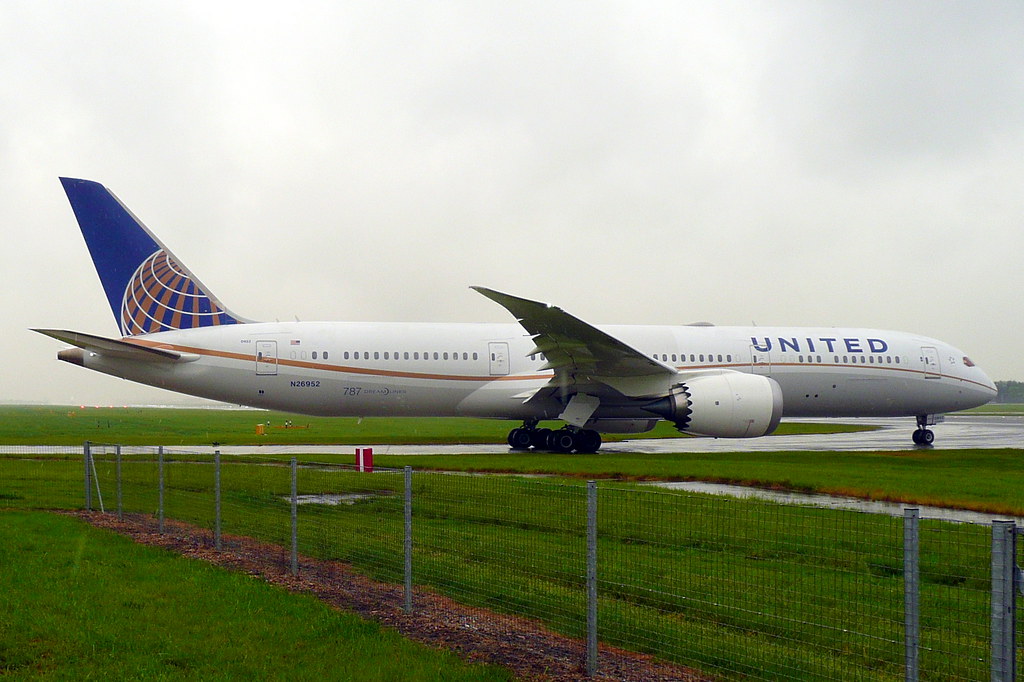 Photo of United N26952, Boeing 787-9 Dreamliner