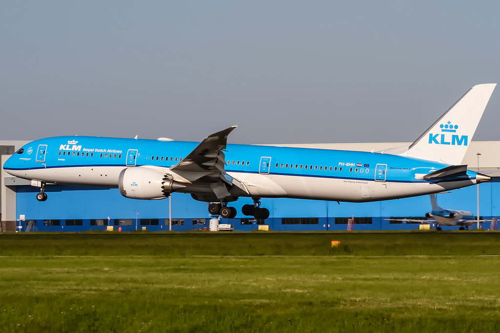 Photo of KLM PH-BHH, Boeing 787-9 Dreamliner