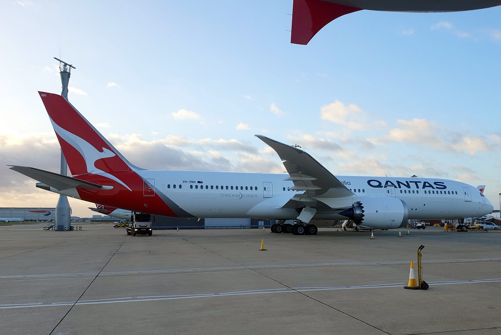 Photo of Qantas VH-ZNH, Boeing 787-9 Dreamliner