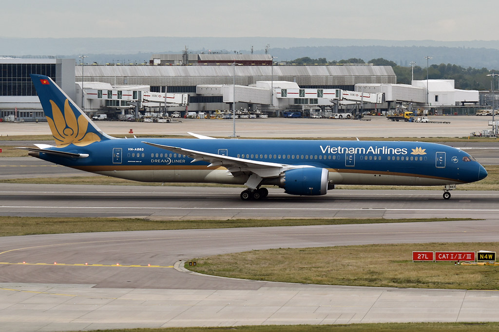 Photo of Vietnam Airlines VN-A863, Boeing 787-9 Dreamliner