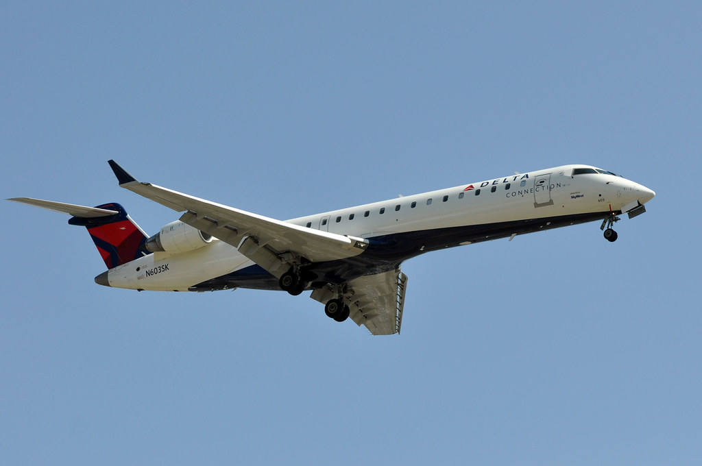 Photo of Skywest Airlines N603SK, Canadair CRJ-700