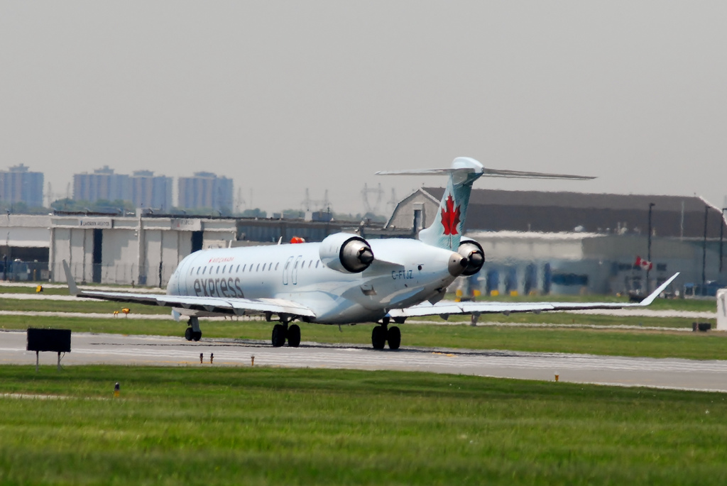 Photo of Jazz Aviation C-FTJZ, Canadair CL-600 Regional Jet CRJ-705
