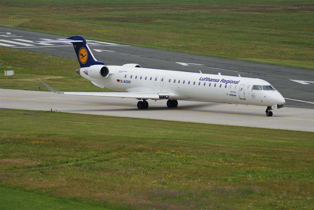 Photo of Lufthansa D-ACKF, Canadair CL-600 Regional Jet CRJ-705