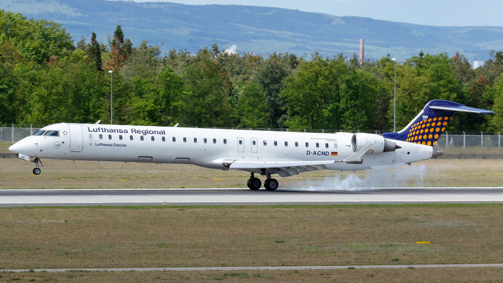 Photo of Lufthansa Cityline D-ACND, Canadair CL-600 Regional Jet CRJ-705