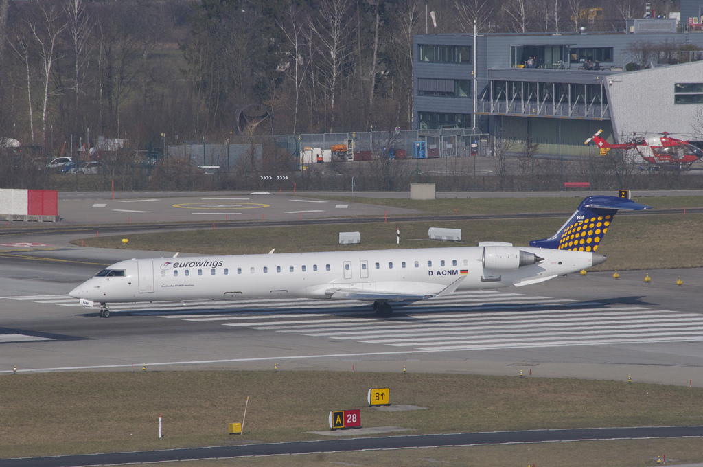 Photo of Lufthansa D-ACNM, Canadair CL-600 Regional Jet CRJ-705