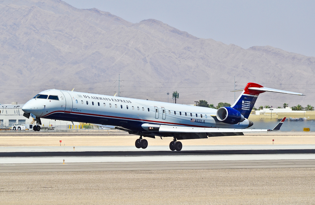 Photo of Mesa Airlines N932LR, Canadair CL-600 Regional Jet CRJ-705