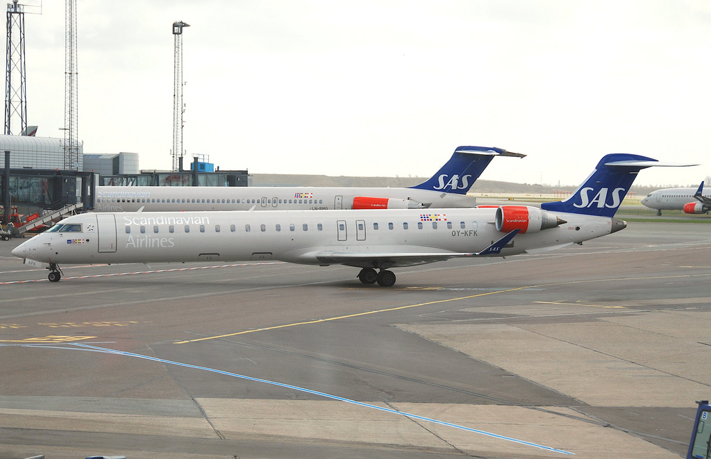 Photo of SAS Scandinavian Airlines OY-KFK, Canadair CL-600 Regional Jet CRJ-705