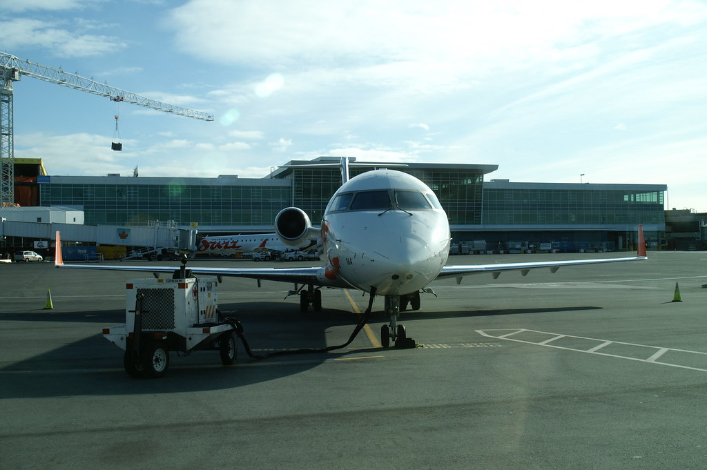 Photo of Jazz Aviation C-FFJA, Canadair Corporate Jetliner