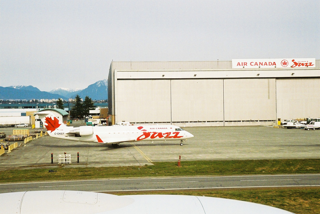Photo of Air Georgian C-GKEP, Canadair Corporate Jetliner
