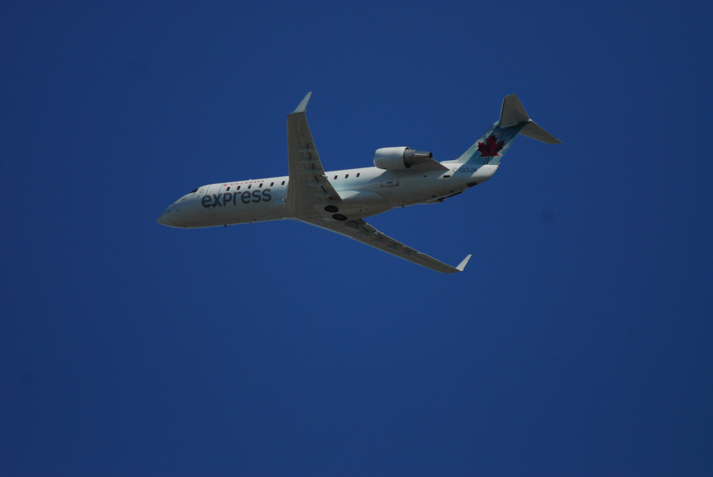Photo of Jazz Aviation C-GOJA, Canadair Corporate Jetliner