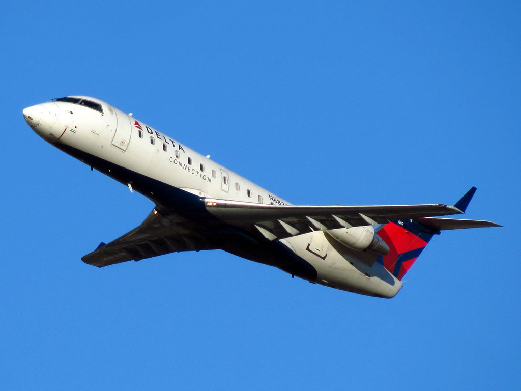 Photo of Expressjet N882AS, Canadair Corporate Jetliner