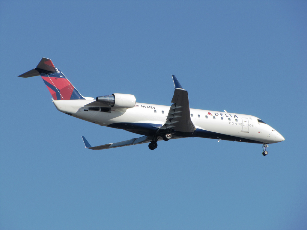 Photo of Skywest Airlines N914EV, Canadair Corporate Jetliner