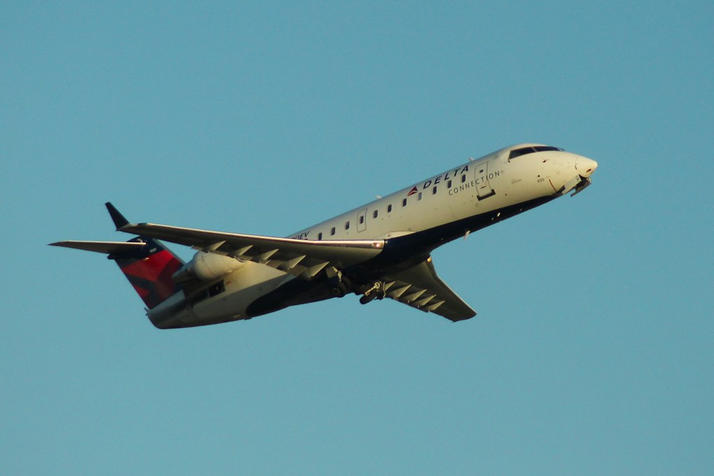 Photo of Skywest Airlines N920EV, Canadair Corporate Jetliner