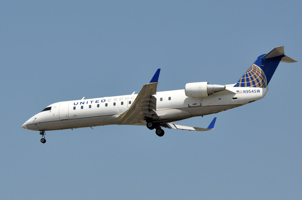 Photo of Skywest Airlines N945SW, Canadair Corporate Jetliner