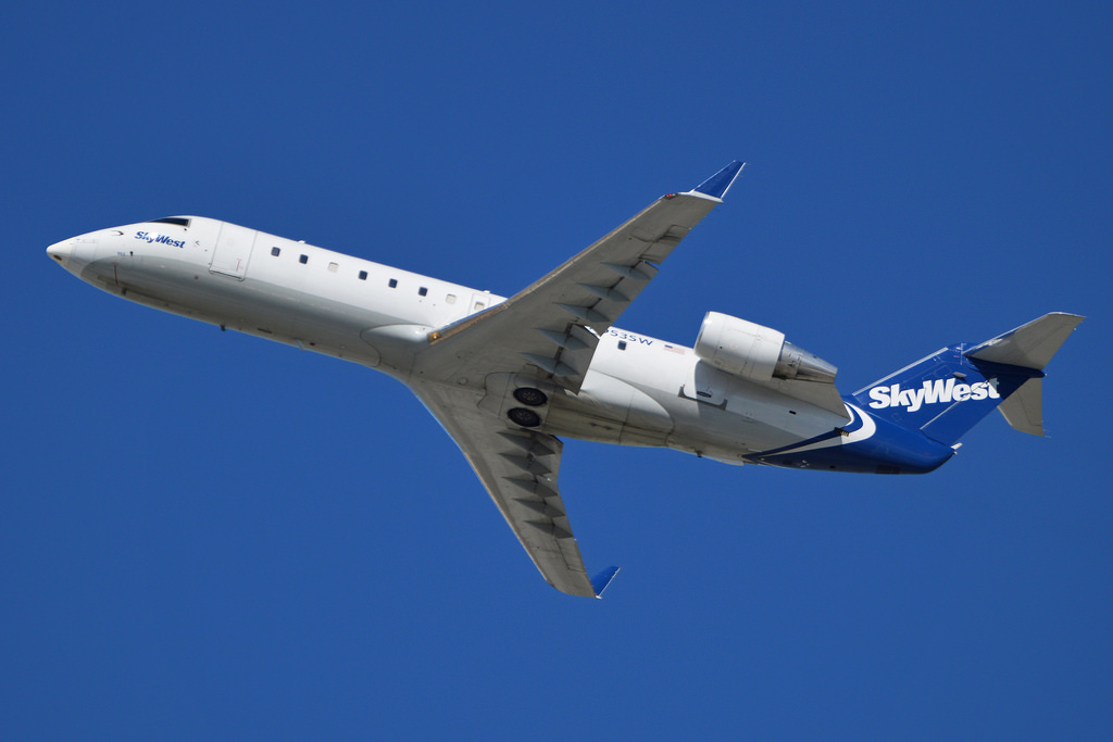 Photo of Skywest Airlines N953SW, Canadair Corporate Jetliner
