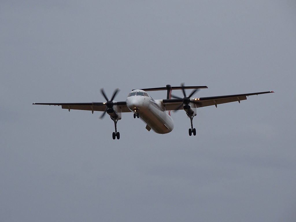 Photo of Sunstate Airlines VH-QOE, De Havilland Dash 8 (400)