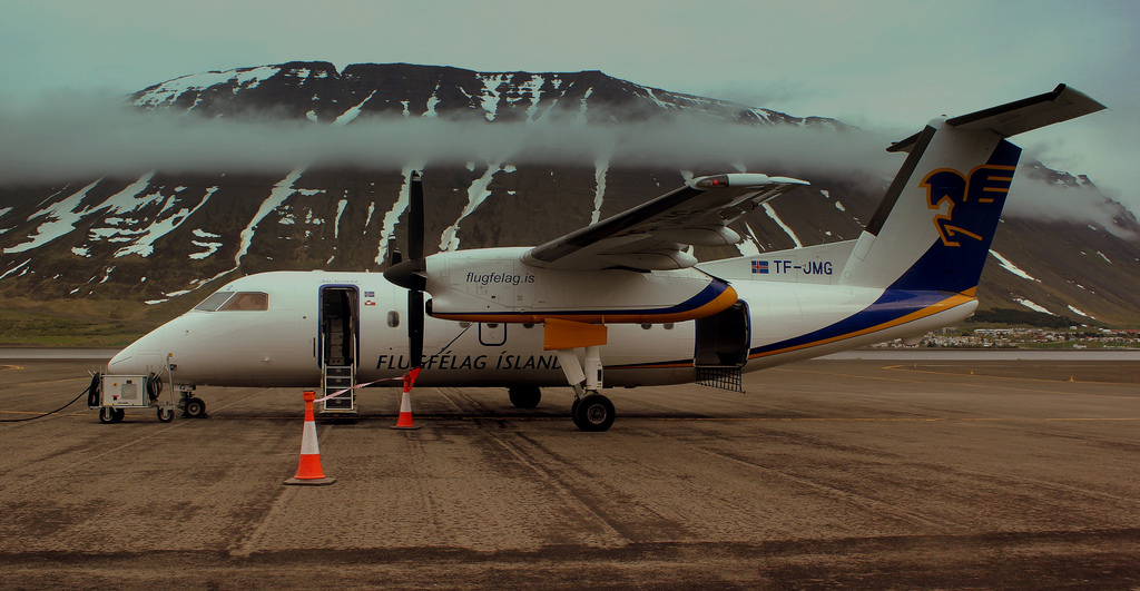 Photo of Air Iceland Flugfelag Islands TF-JMG, De Havilland DHC-8-200 Dash 8