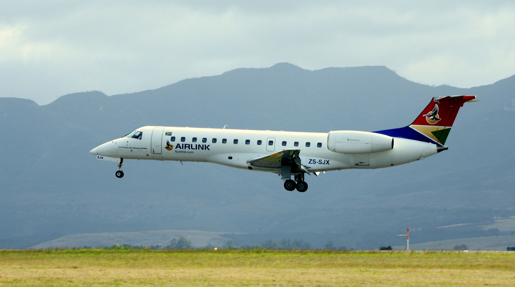 Photo of SA Airlink ZS-SJX, Embraer ERJ-135
