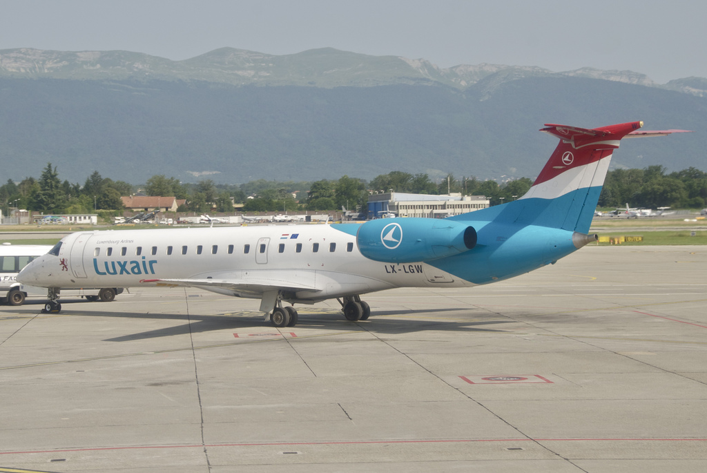 Photo of Luxair LX-LGW, Embraer ERJ-145