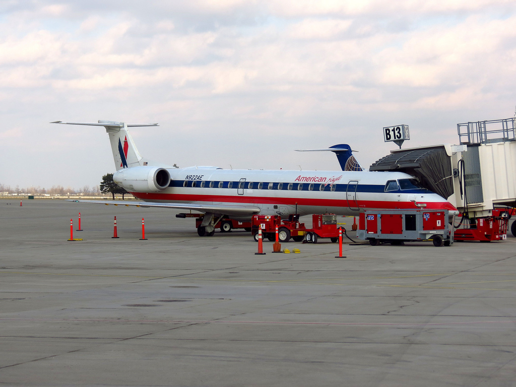 Photo of Piedmont Airlines N922AE, Embraer ERJ-145