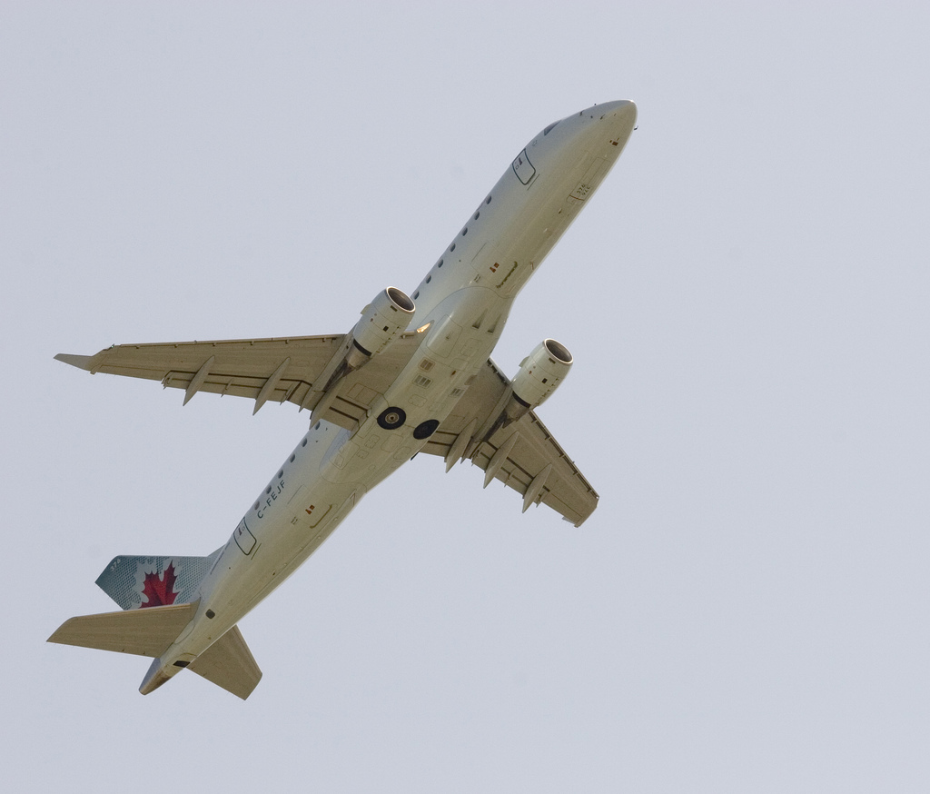Photo of Air Canada C-FEJF, Embraer ERJ-170