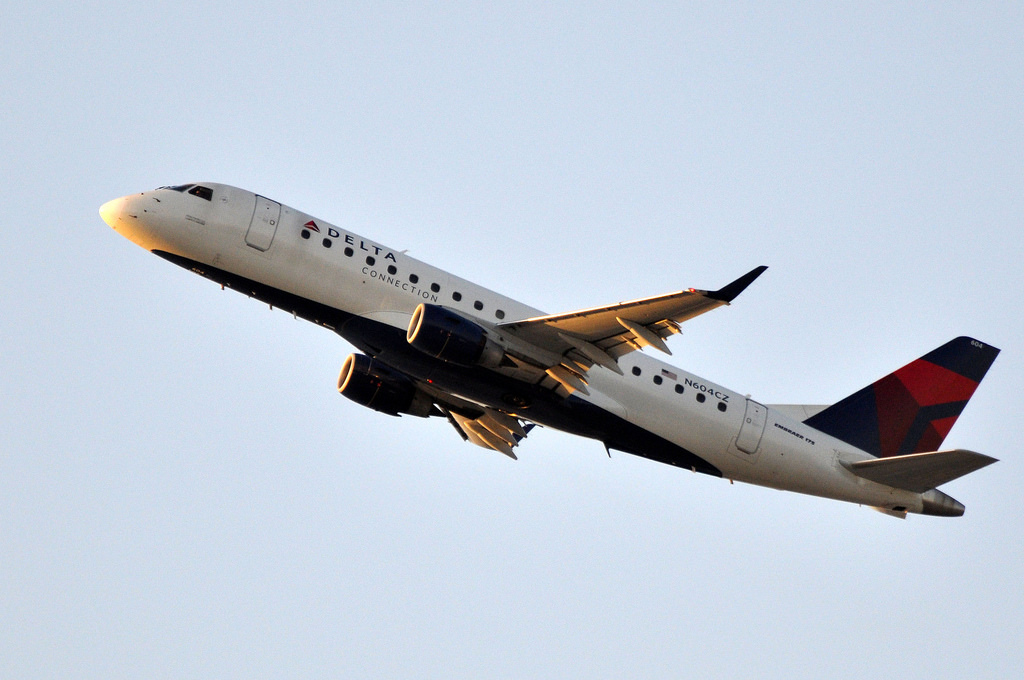 Photo of Compass Airlines N604CZ, Embraer ERJ-175