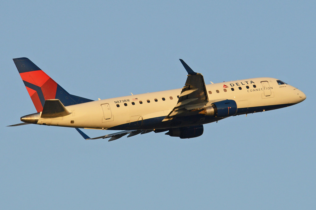 Photo of Republic Airways N873RW, Embraer ERJ-170